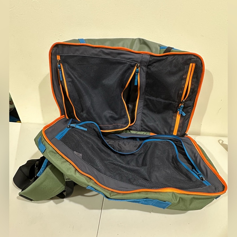 Cotopaxi Allpa 35L Backpack - Gray and Blue - Picture 5 of 7